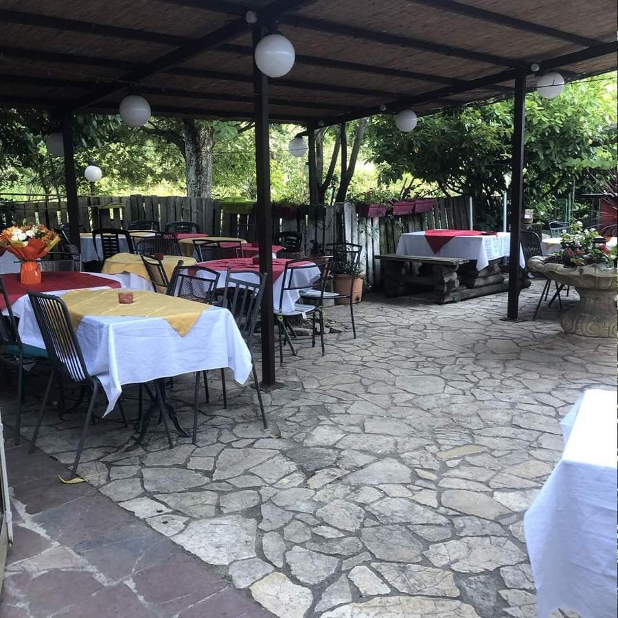 Hotel Domaine Du Berange Saint-Geniès-des-Mourgues Zewnętrze zdjęcie